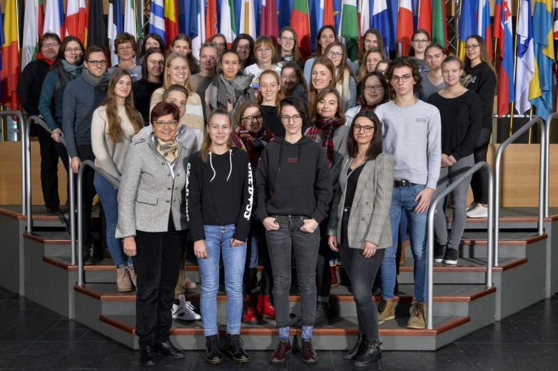 Schüler von St. Gertrudis Ellwangen besuchten Europaparlament in Straßburg 