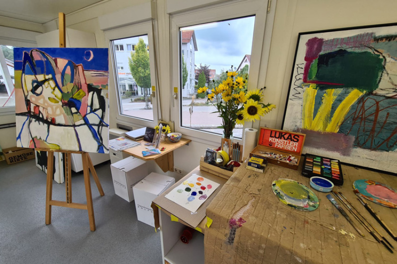 Innenraum des mobilen Kunst- und Kulturcontainers