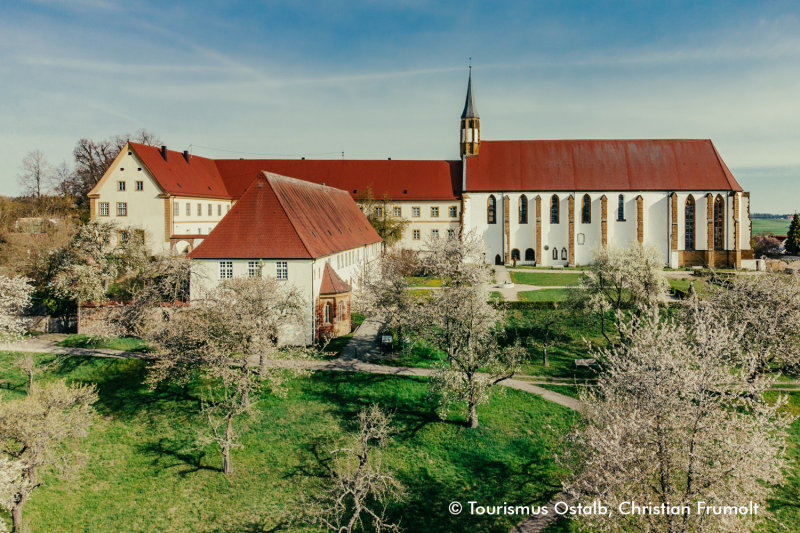 UNESCO Global Geopark Ries: Kloster Kirchheim am Ries (Foto: Tourismus Ostalb, Christian Frumolt)