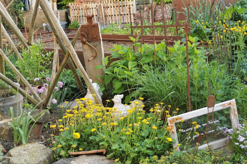 Auftaktveranstaltung am 18.05.2022 in Neresheim-Elchingen zum mehrteiligen Workshop zum Thema 'Natur sucht Platz im Garten'