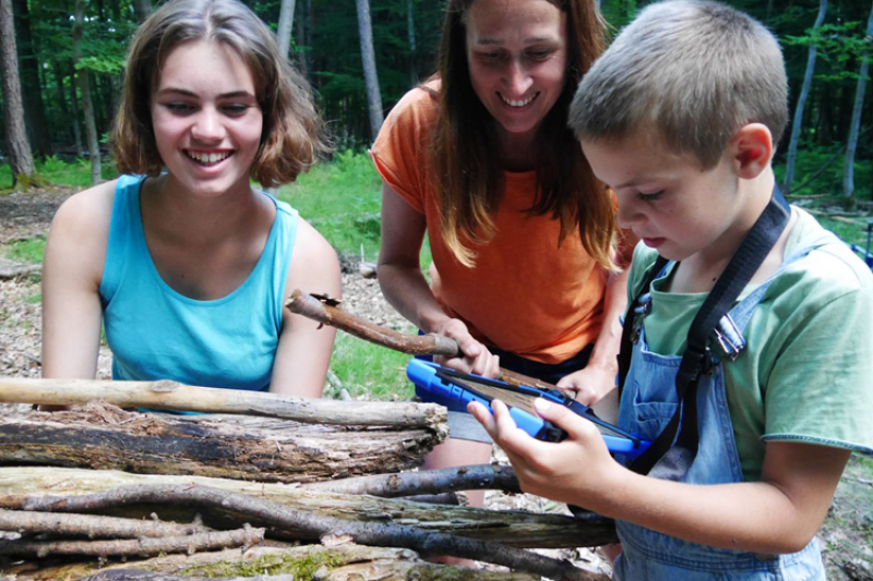 Das interaktiven Planspiel 'Alarmstufe grün!' für Familien regte an, über das eigene Verhalten und die Wirkung auf das Klima nachzudenken.