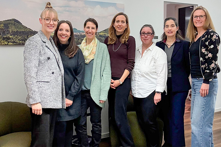 Inspirierender Jahresabschluss des GründerinnenNetzOstalb: Gründerinnen-Event Von der Idee zum Exporterfolg zeigt eindrucksvolles Unternehmerinnen-Porträt aus der internationalen Wirtschaft